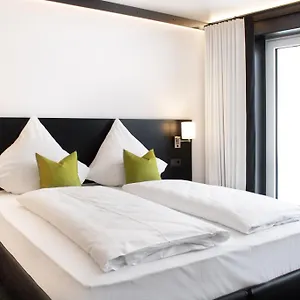 https://hotel-mwh-by-wmm-hotels.com-bavaria.com